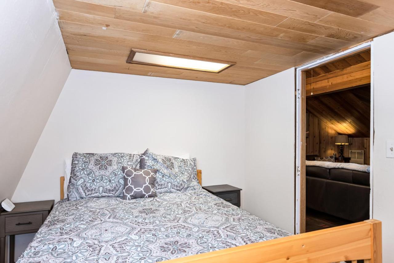 Alpine Meadows Cabin Girdwood Exterior photo